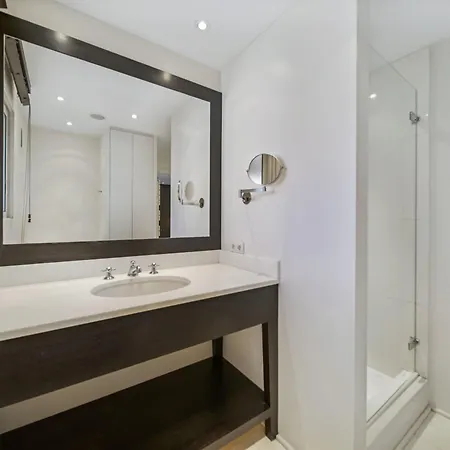 Appartement Ref 1319 - Center - For Rent Cannes